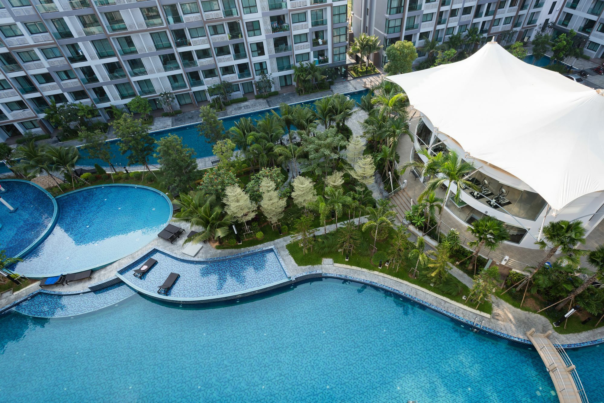 Dusit Grand Park Apartment Jomtien Beach Exterior photo